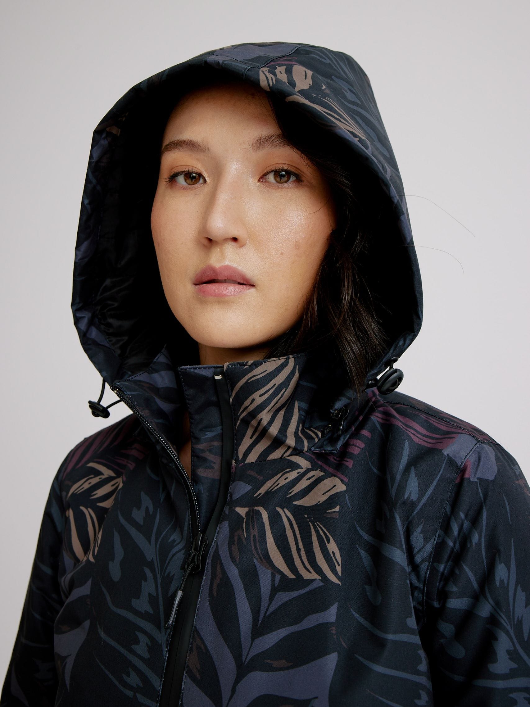 Women s Raincoats and Waterproof Jackets Arctic Expedition Outerwear
